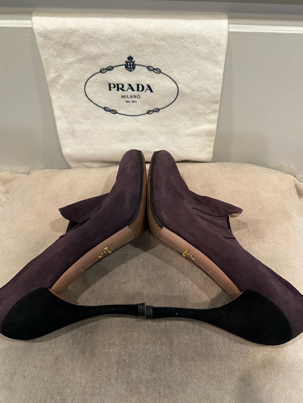 Prada Pumps purple & black heels - Picture 5 of 9